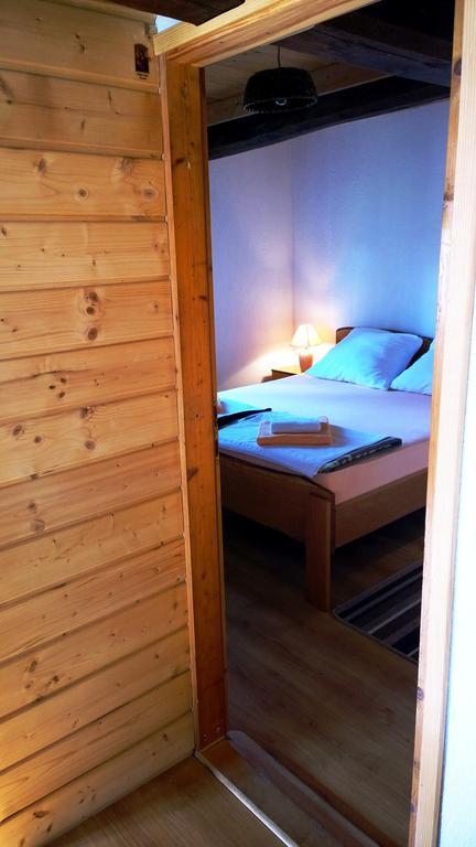 דוגה רסה Rustic Home Mia חדר תמונה
